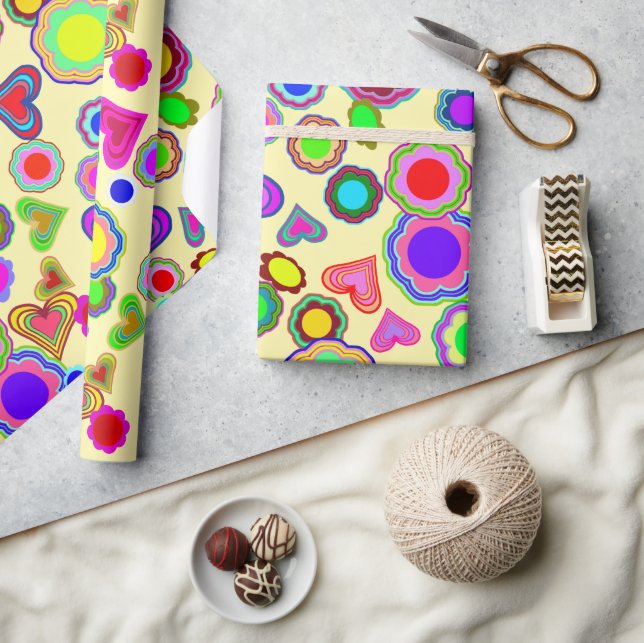 Groovy Hearts Flowers Wrapping Paper (Crafts)