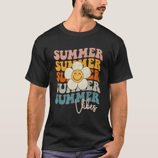 Groovy Hello Summer Vibes Retro Daisy Summer Beach T-Shirt (Front)