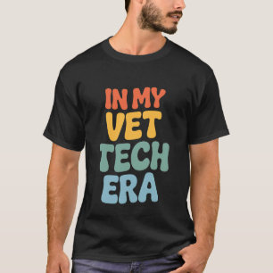 Groovy in My Vet Tech Era Funny Veterinary Technic T-Shirt