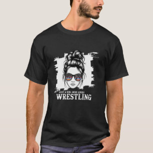 Groovy Just A Girl Who Loves Wrestling Wrestler Lo T-Shirt
