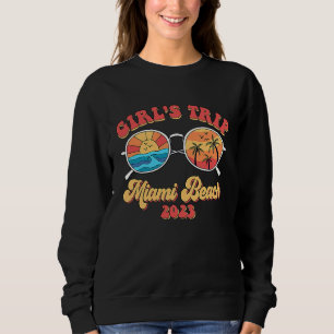 Groovy Miami Beach 2023 Girls Trip Sunglasses Summ Sweatshirt