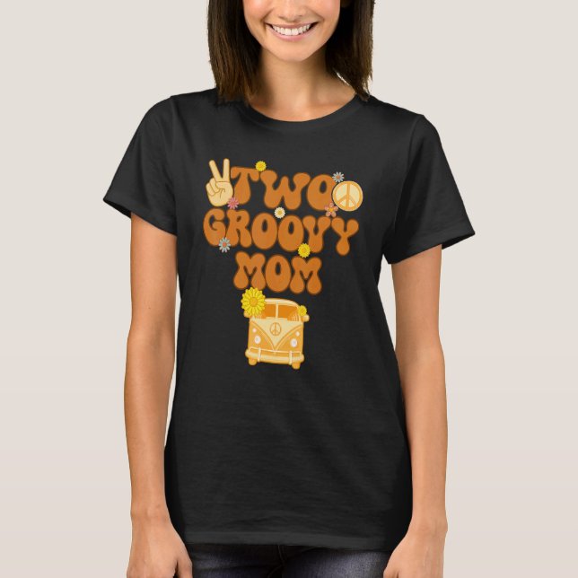 Groovy Mum Retro Matching Family Baby Shower Mothe T-Shirt (Front)