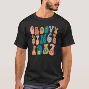 Groovy Since 1987 35th Birthday Hippie Style 35 Ye T-Shirt
