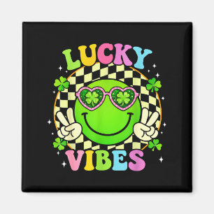 Groovy st patricks day lucky vibes shamrock womenG Magnet