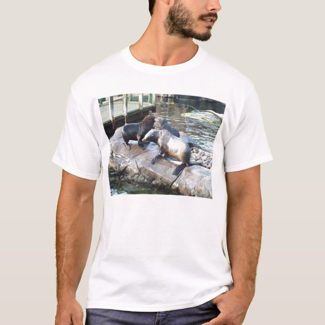 Group of fur seals T-Shirt (Front)