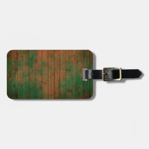 grundgy worn wood background luggage tag