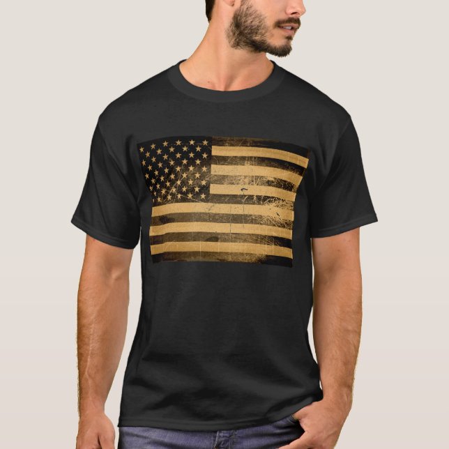 Grunge American flag 4 T-Shirt (Front)