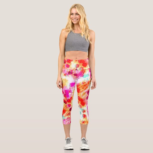 Grunge colour dot texture background capri leggings (Front)