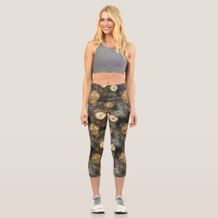 Grunge Rustic Steampunk Clock (8) Capri Leggings