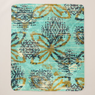 Grungy Tribal: Ethnic Rug Motif Sherpa Blanket