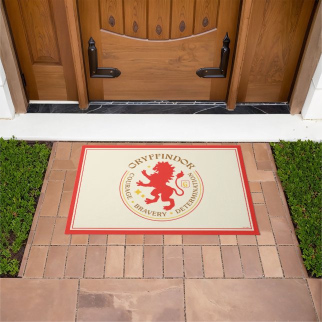 GRYFFINDOR™ Red Lion House Pride Badge Doormat (Outdoor)