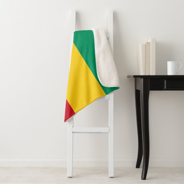 Guinea flag sherpa blanket (In Situ)