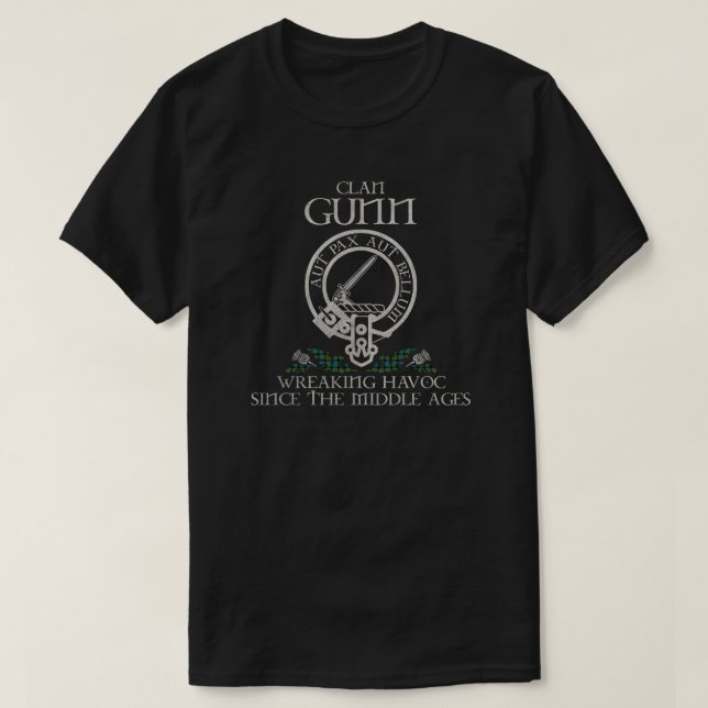 Gunn Clan crest Scottish surname tartan Thistle T-Shirt (Design Front)