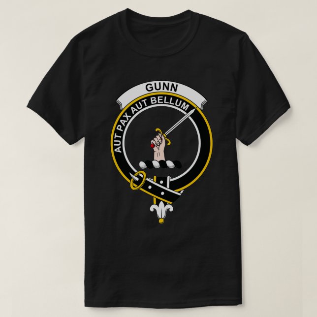 Gunn Crest Tartan Clan Scottish Clan T-Shirt (Design Front)