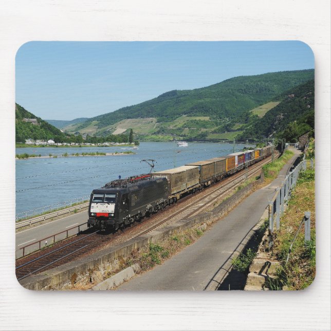 Güterzug bei Assmanshausen am Rhein Mouse Pad (Front)