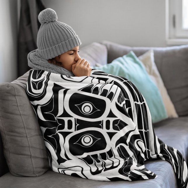 Haida Eagle Thunderbird Northwest Columbia Fleece Blanket (Creator Uploaded)