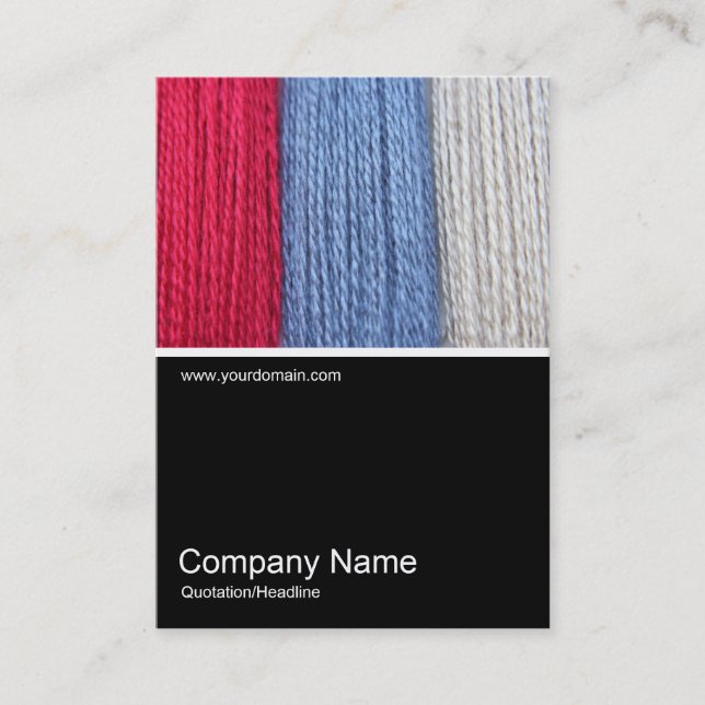Half&Half Photo 0393 - Darning Thread Business Card (Front)