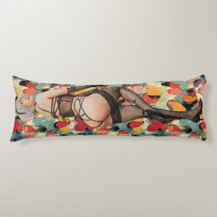 HalfAngel66 Hearts Corações da Deusa Body Cushion