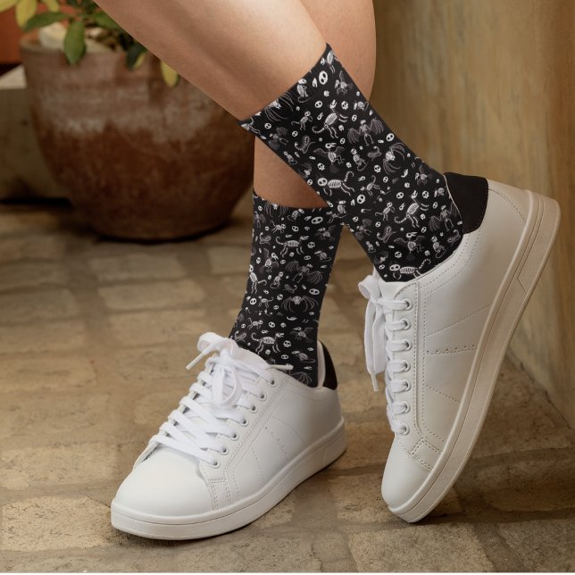 Halloween Animal Bats Dogs Cats Spiders Skeletons Socks (Creator Uploaded)