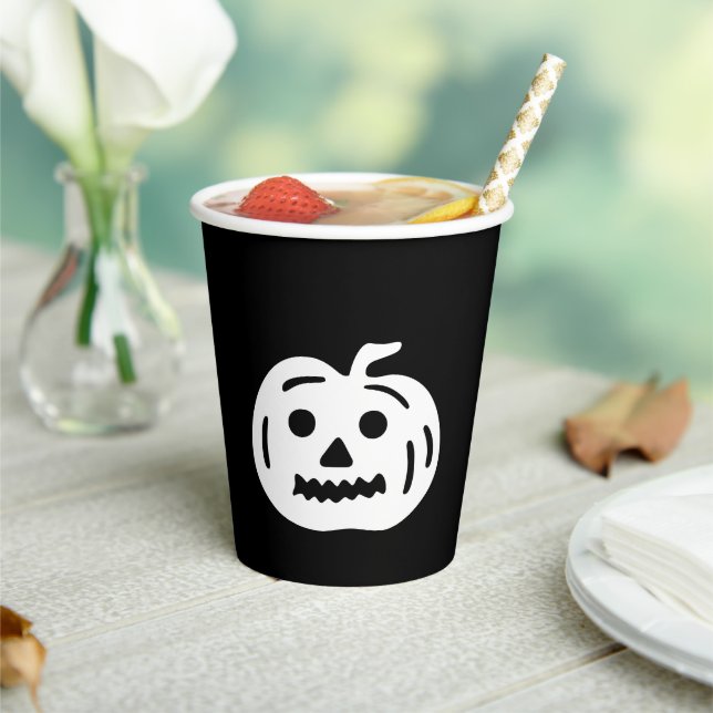 Halloween black white jack o lantern paper cups (Insitu)