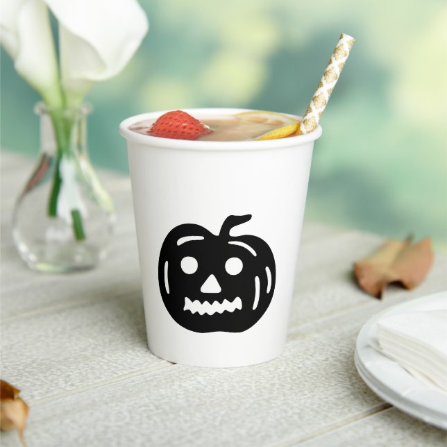 Halloween black & white jack o lantern paper cups (Insitu)