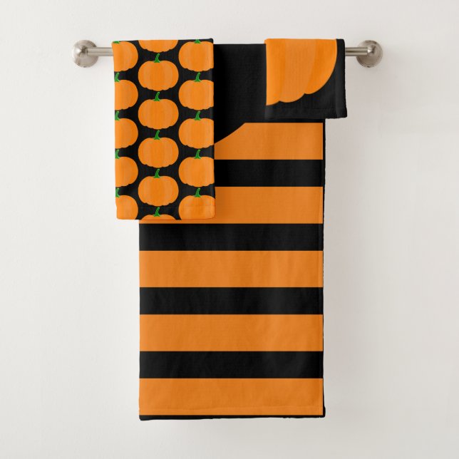 Halloween Black wiht Pumpkins Bath Towel Set (Insitu)