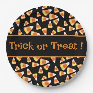 Halloween candy pattern, fun candy corn treats   paper plate
