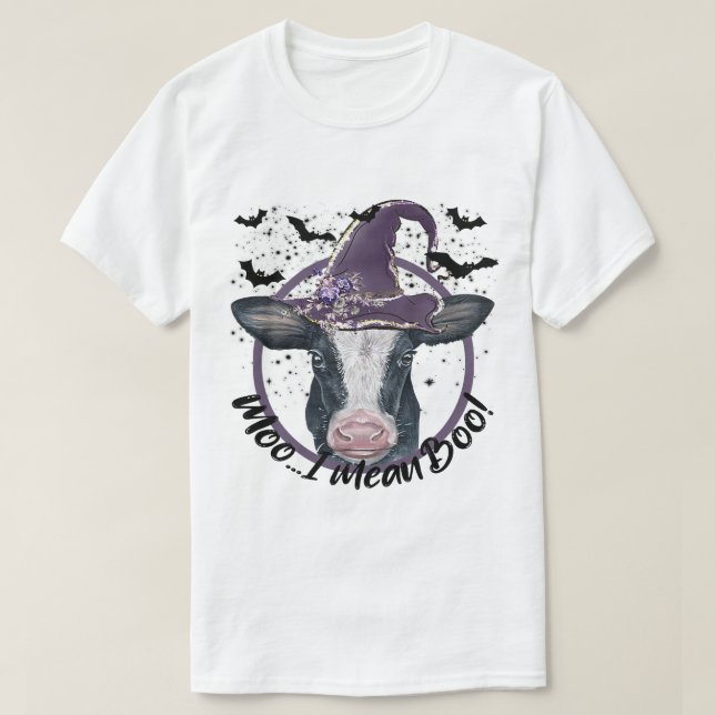 Halloween Cow Heifer Moo I mean Boo Highland Cow W T-Shirt (Design Front)