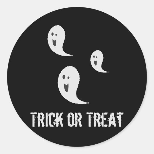 Halloween Cute Spooky Smiley Trick or Treat Ghosts Classic Round Sticker