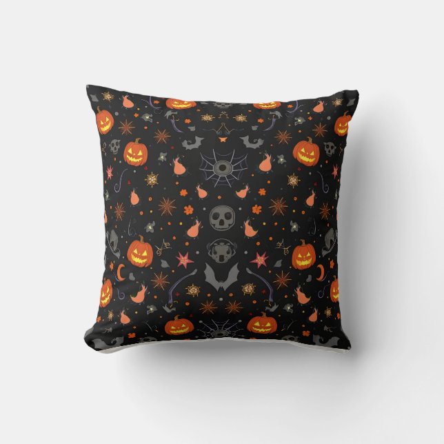 Halloween design pillow  (Front)