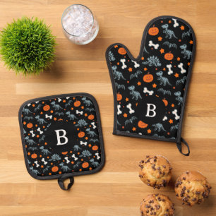 Halloween Dinosaur Skeletons Bats & Pumpkins Oven Mitt & Pot Holder Set