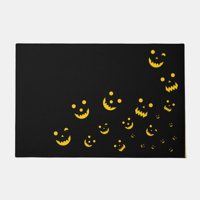 Halloween Door Mat glowing Faces (Front)