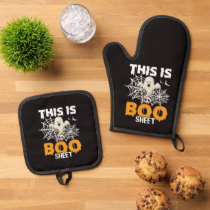 Halloween Ghost Pun Oven Mitt and Pot Holder Oven Mitt & Pot Holder Set