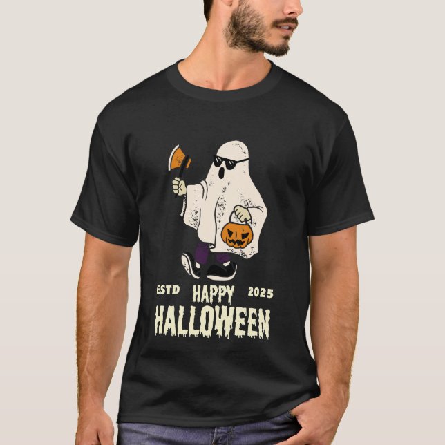 Halloween ghosts move in shadows, ready? T-Shirt (Front)