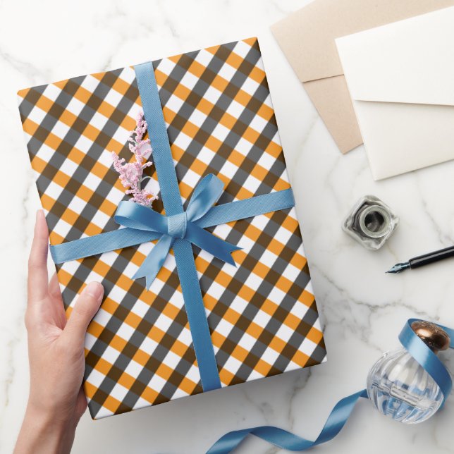 Halloween Gingham 10 Wrapping Paper (Gifting)
