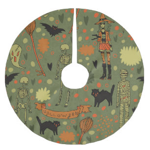Halloween Haunt: Spooky Vintage Mix Brushed Polyester Tree Skirt