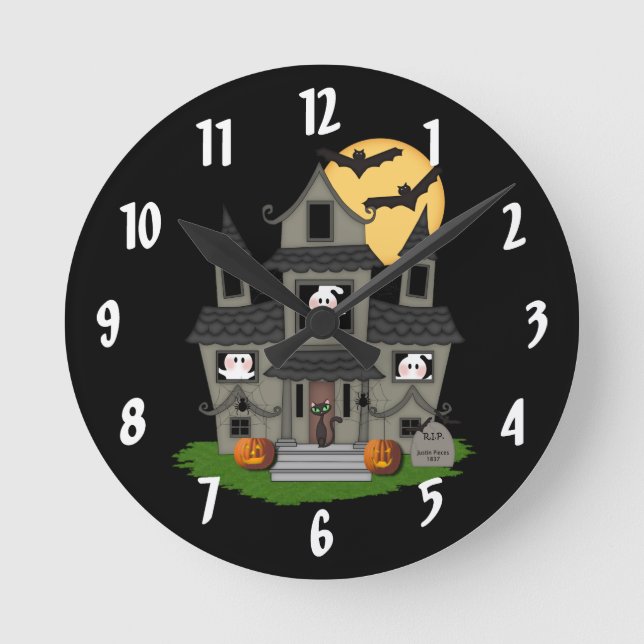 Halloween Haunted House   Round Clock (Front)
