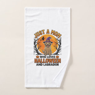 Halloween Labrador Mum Vintage Dog Design_1 Hand Towel