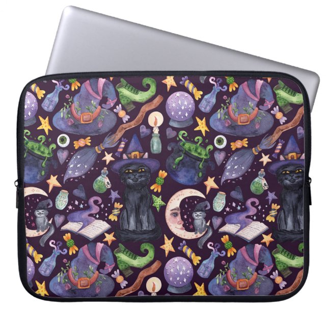 Halloween magic: dark hand-drawn pattern. laptop sleeve (Front)