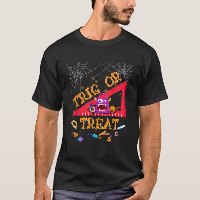 Halloween Math Teacher Trig Or Treat Student Teach T-Shirt (Front)