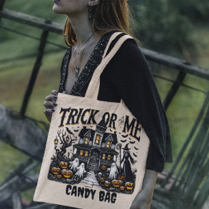 Halloween night: witches and pumpkins tote bag