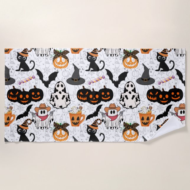 Halloween pattern. Spooky and cute Beach Towel (Front)