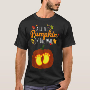 Halloween Pregnancy Pumpkin Gifts Cute Expecting M T-Shirt