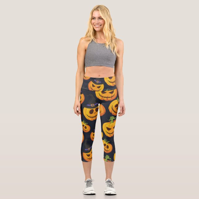 Halloween Pumpkin: Vintage Witch Pattern Capri Leggings (Front)