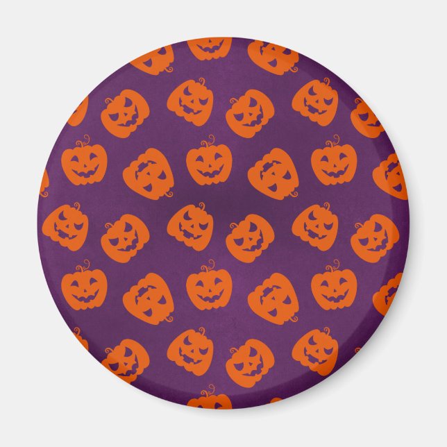 Halloween Pumpkins on Purple Background Pattern Magnet (Front)