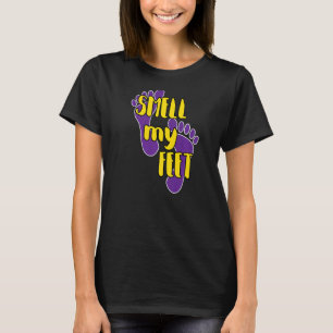 Halloween Smell My Feet Trick or Treat Something G T-Shirt