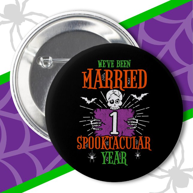 Halloween Spooktacular 1st Wedding Anniversary 6 Cm Round Badge (Creator Uploaded)