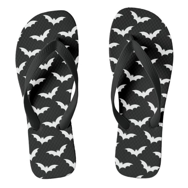 Halloween Spooky Bat Decoration Pattern Thongs (Footbed)