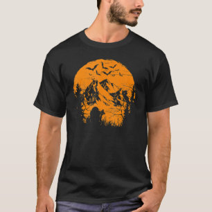 Halloween Spooky Mountain Of Horror Creepy Tombs B T-Shirt