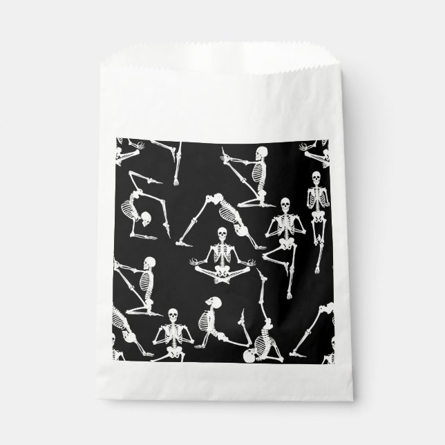 halloween yoga skeletons black favour bag (Front)